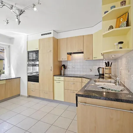 Ruggli By Interhome צ'ורוואלדן